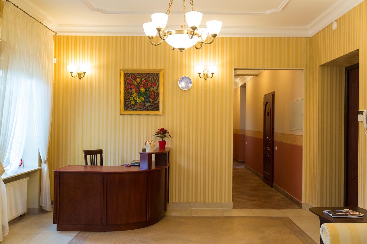 10 Rooms Lviv Bagian luar foto